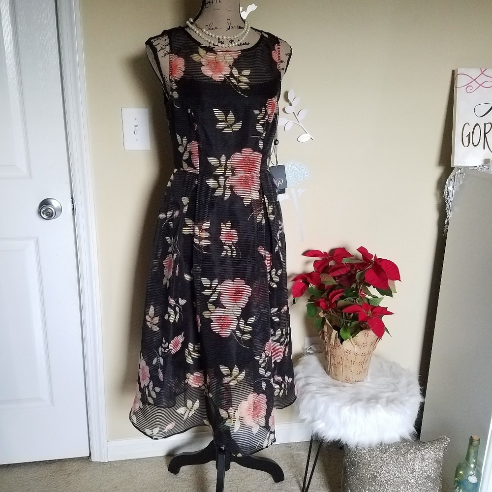 🆕️👗Adrianna Papell Floral Organza Dress👗🌺 - Picture 5 of 7